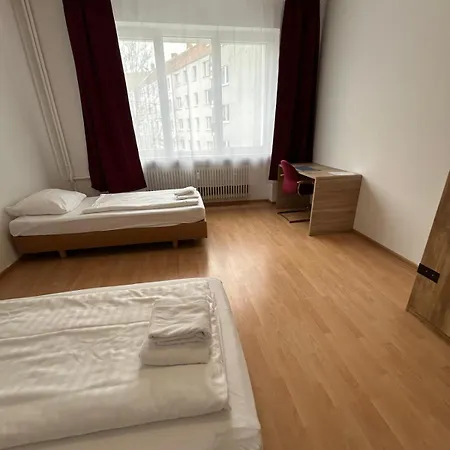 Othman Falkenstrasse 26 Apartament *