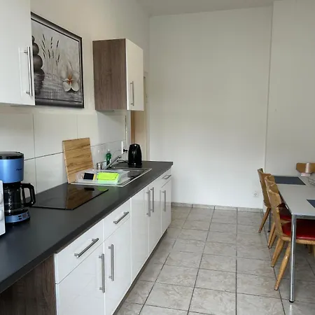 Apartment Othman Falkenstrasse 26 *